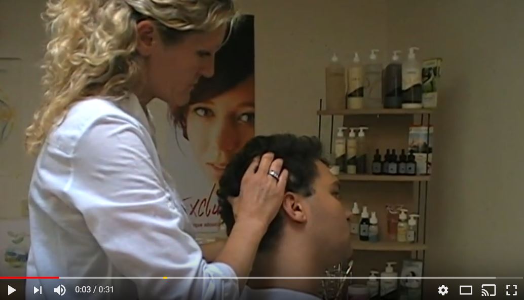 vidéo massage du cuir chevelu tout en souplesse par le Laboratoire Géomer